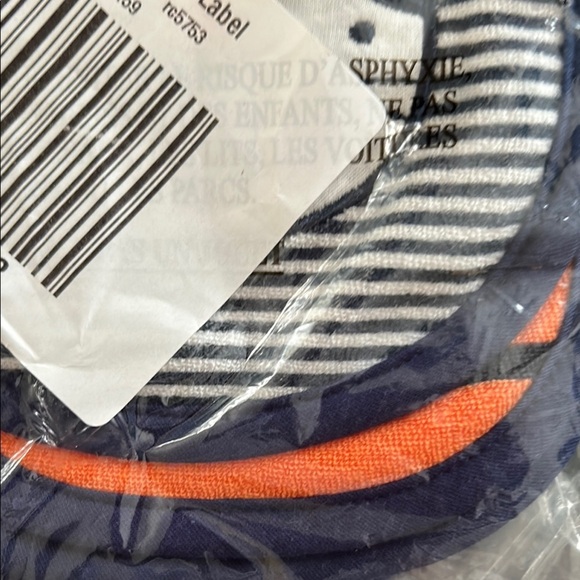 Gerber Baby burp cloth Bibs with Cat Design - Navy, Orange, White - Picture 4 of 5